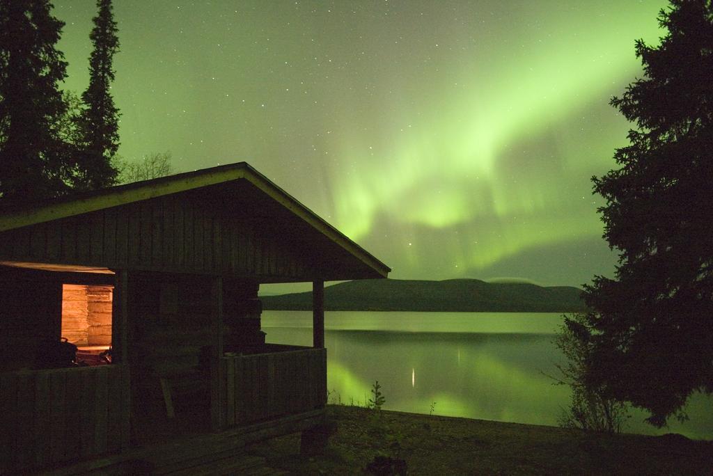 Lapland Northern Lights Hotel Ilveslinna ラヌア エクステリア 写真