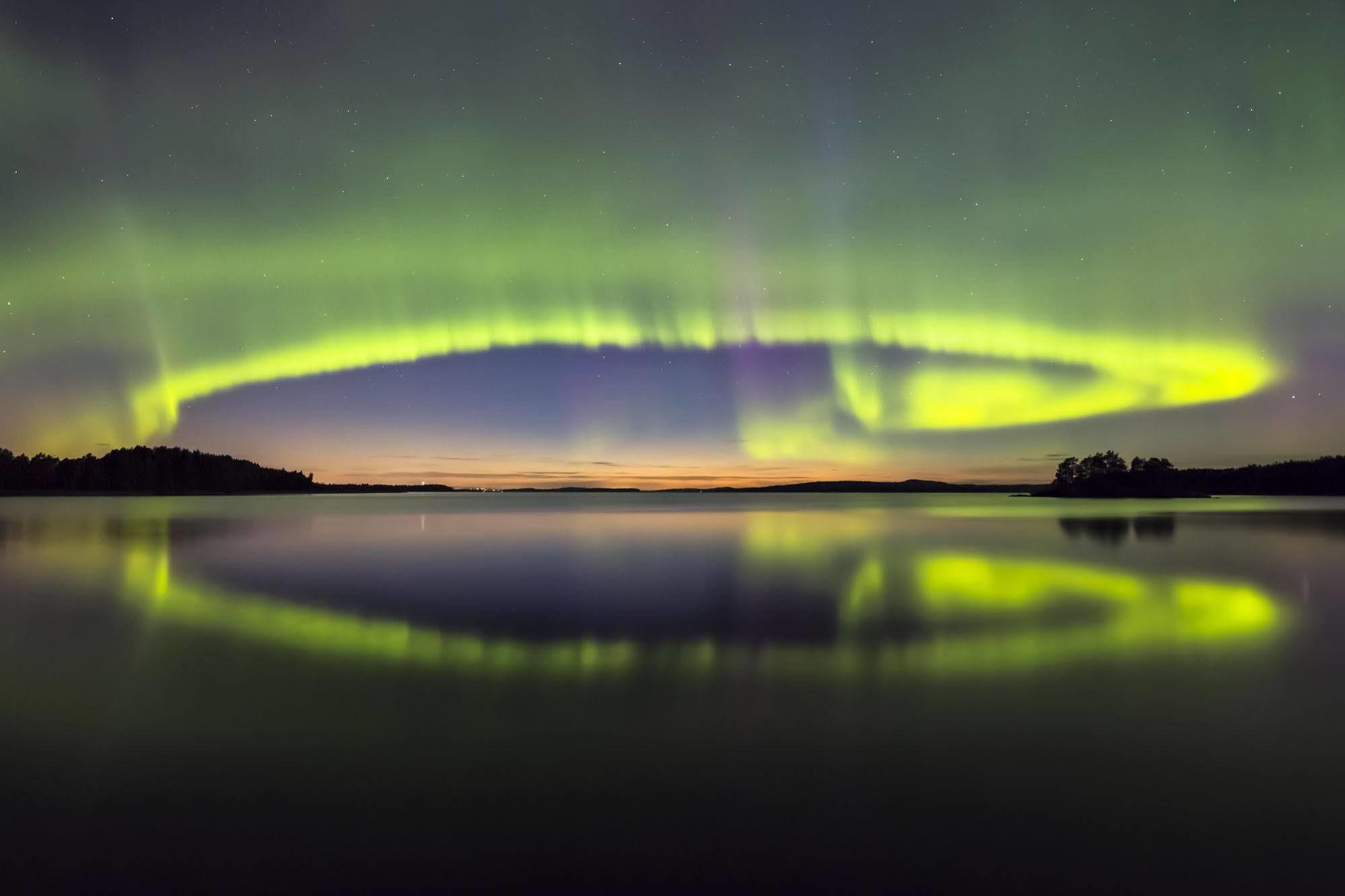 Lapland Northern Lights Hotel Ilveslinna ラヌア エクステリア 写真