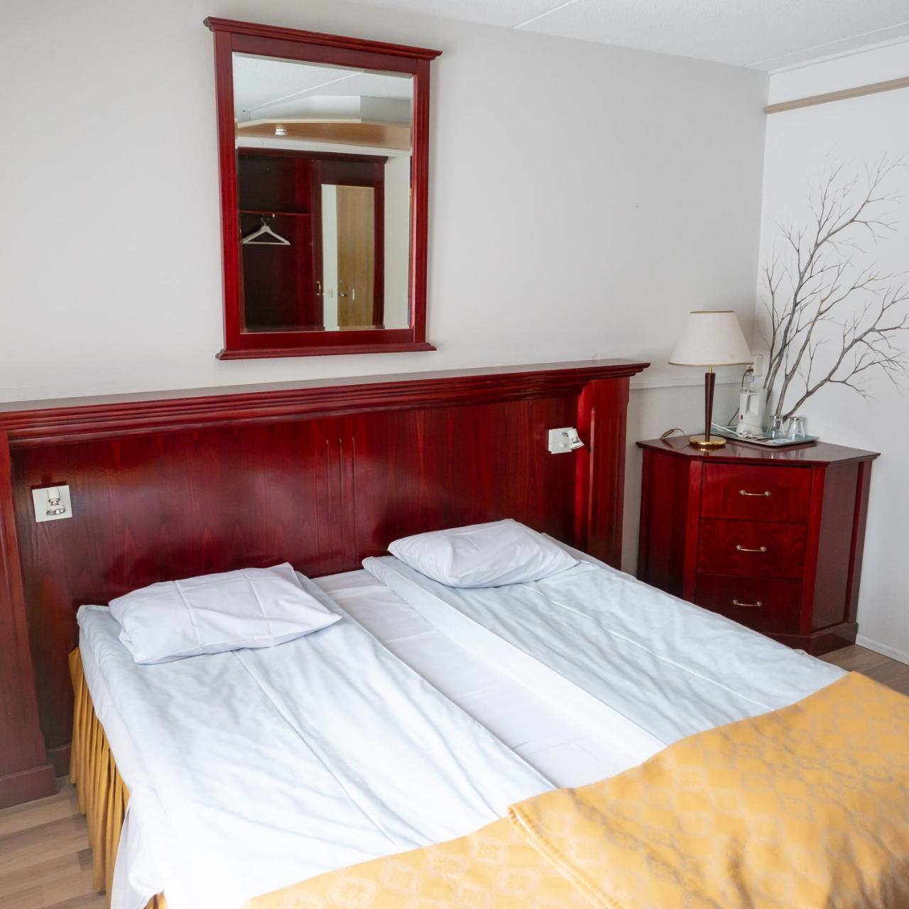 Lapland Northern Lights Hotel Ilveslinna ラヌア エクステリア 写真